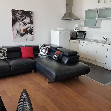 Le Grand Large Bord De & פאלאבה-לה-פלו