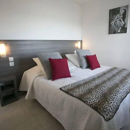 Le Grand Large Bord De & Hotel Palavas-les-Flots
