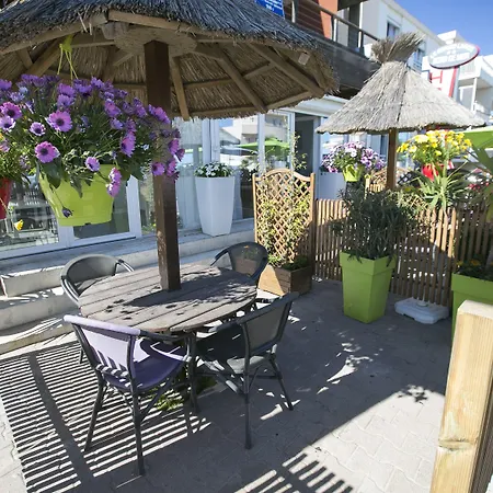 Le Grand Large Bord De & Hotel Palavas-les-Flots