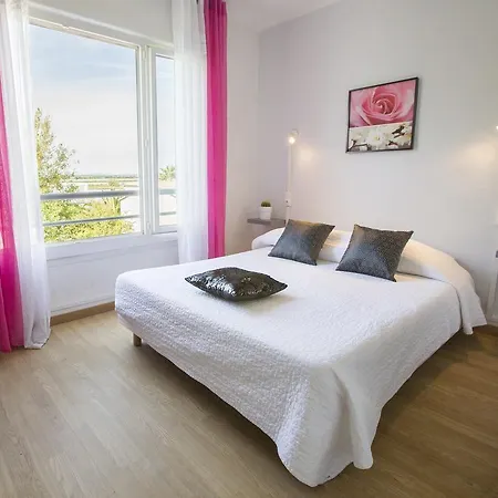 Le Grand Large Bord De &