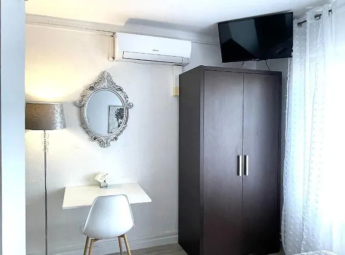 Le Grand Large Bord De & Hotel Palavas-les-Flots