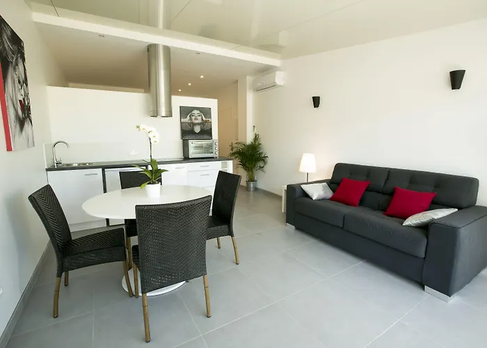 Hotel Le Grand Large Bord De & 2*