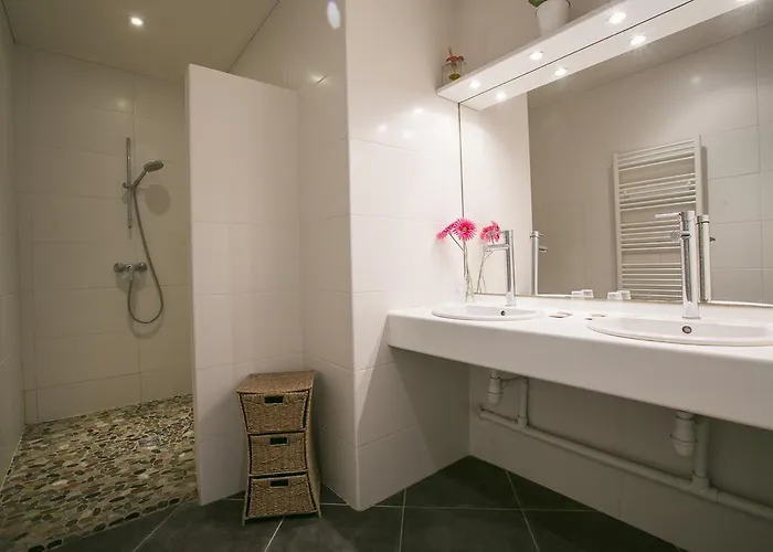 Le Grand Large Bord De & Hotel Palavas-les-Flots