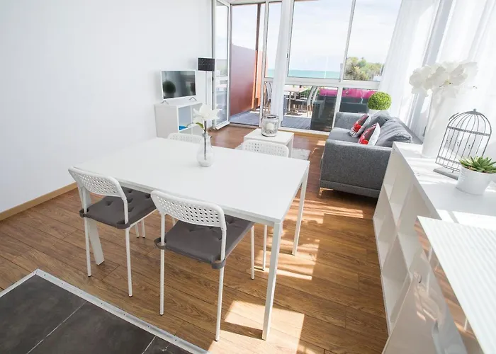 Le Grand Large Bord De & Hotel Palavas-les-Flots